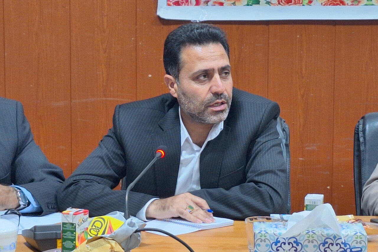 تأکید فرماندار دهلران بر ارتقای اعتبارات و بسترسازی فرهنگی برای تقویت سرانه مطالعه
