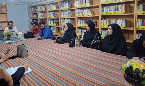 برگزاری محفل ادبی «خال لبت» در کتابخانه عمومی افصح هجری رفسنجان