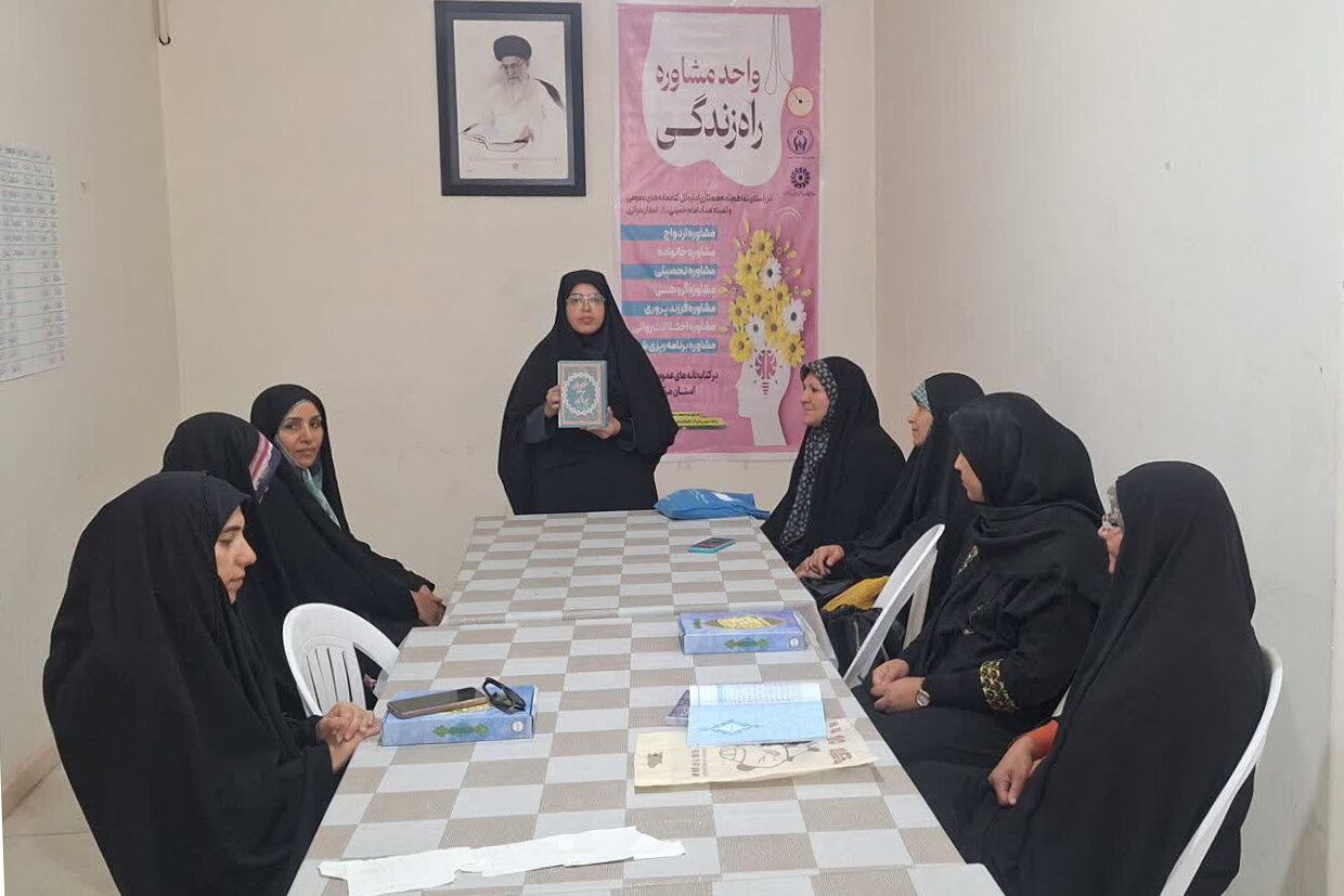 کتابداران استان مرکزی به استقبال غدیر رفتند