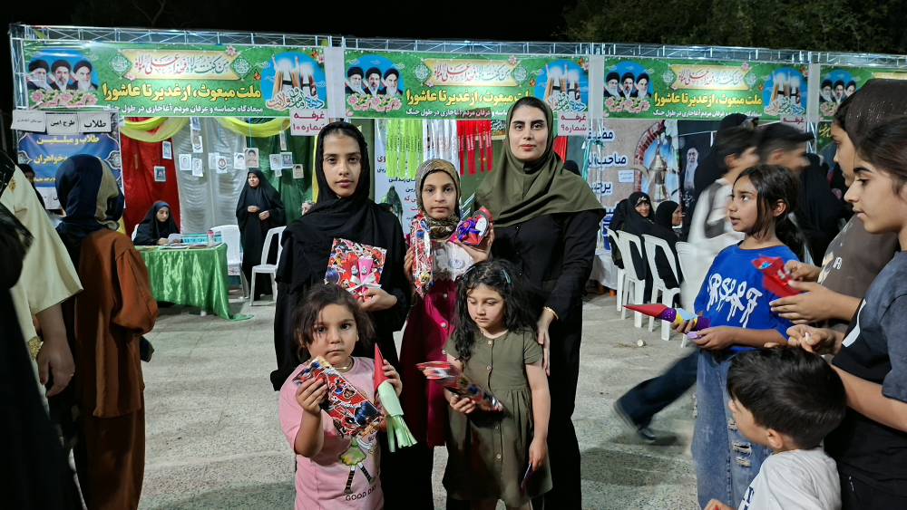 جشن رنگ و خلاقیت در پارک بعثت آغاجاری؛ غرفه فرهنگی کتابخانه شهید مدنی میزبان مسابقات هنری کودکان
