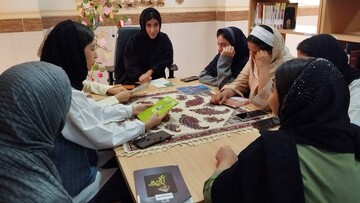 نشست صمیمانه «کتابخوان غدیری»