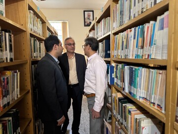 سفر یک روزه مدیرکل کتابخانه‌های عمومی استان یزد به شهرستان‌ مهریز