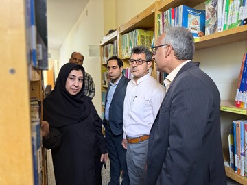 سفر یک روزه مدیرکل کتابخانه‌های عمومی استان یزد به شهرستان‌ مهریز