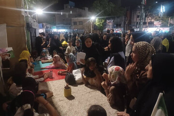غرفه فرهنگی کتابخانه ایران در شب و روز عید غدیر