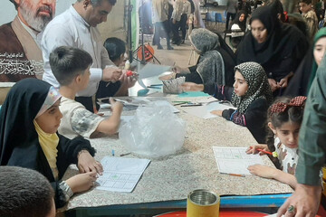 غرفه فرهنگی کتابخانه ایران در شب و روز عید غدیر