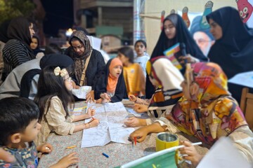 غرفه فرهنگی کتابخانه ایران در شب و روز عید غدیر