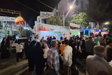 غرفه فرهنگی کتابخانه ایران در شب و روز عید غدیر