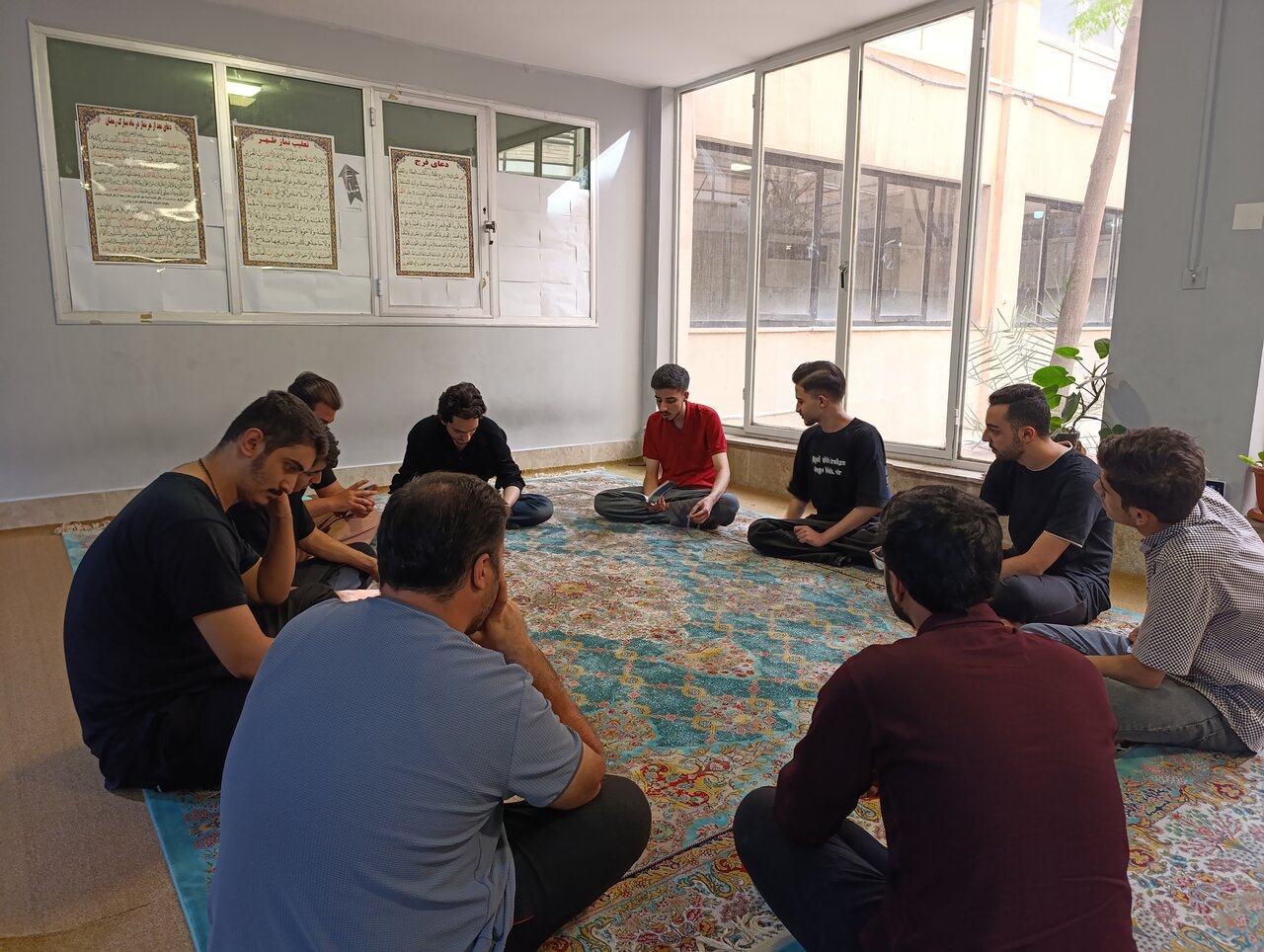 نشست کتابخوان علوی