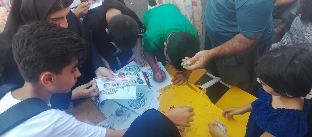 موکب فرهنگی کتابخانه‌های‌عمومی ساوجبلاغ در هشتگرد بر پا شد