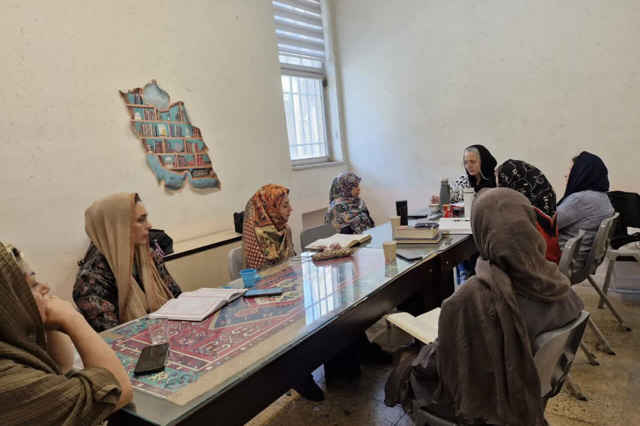 گرامیداشت واقعه غدیر در کتابخانه شهید هاشمی‌نژاد ساوه