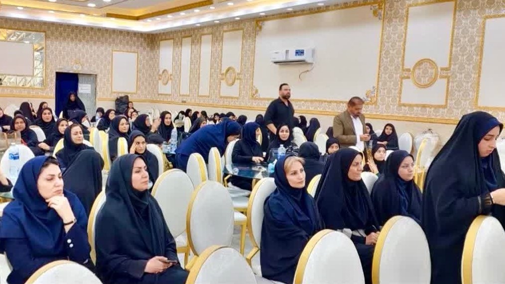 تجلیل از پرچمداران دانایی در حمیدیه/ پیوند مدارس و کتابخانه‌ها برای ساختن نسل کتابخوان