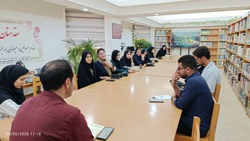 خال لبت خرمدره