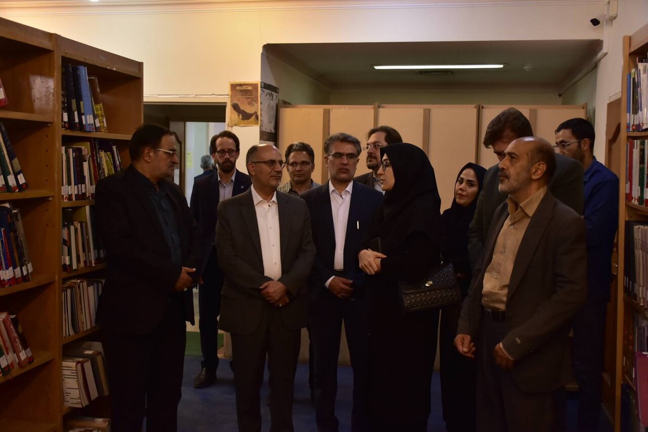 افتتاح بخش پژوهشگران کتابخانه علامه شهیدی با حضور مشاور وزیر فرهنگ و ارشاد اسلامی