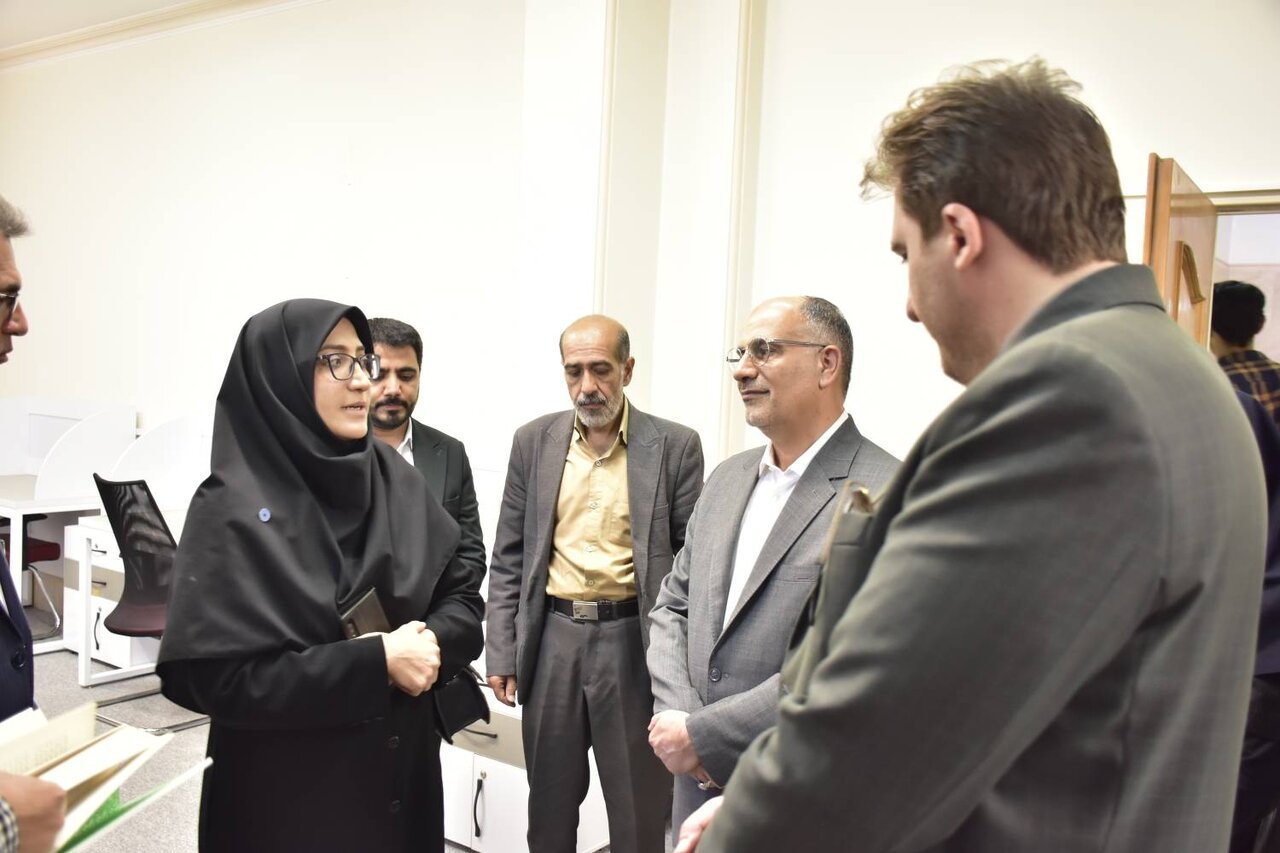 افتتاح بخش پژوهشگران کتابخانه علامه شهیدی با حضور مشاور وزیر فرهنگ و ارشاد اسلامی