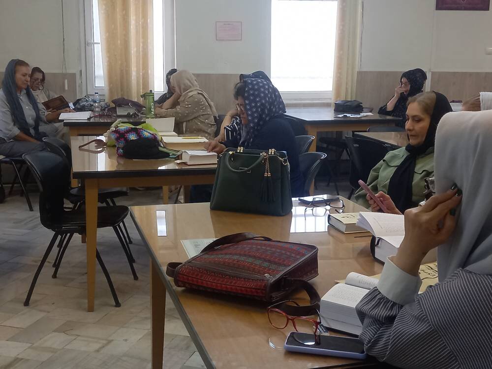 بدرقه بهار در کتابخانه های استان با برگزاری برنامه های کتاب محور