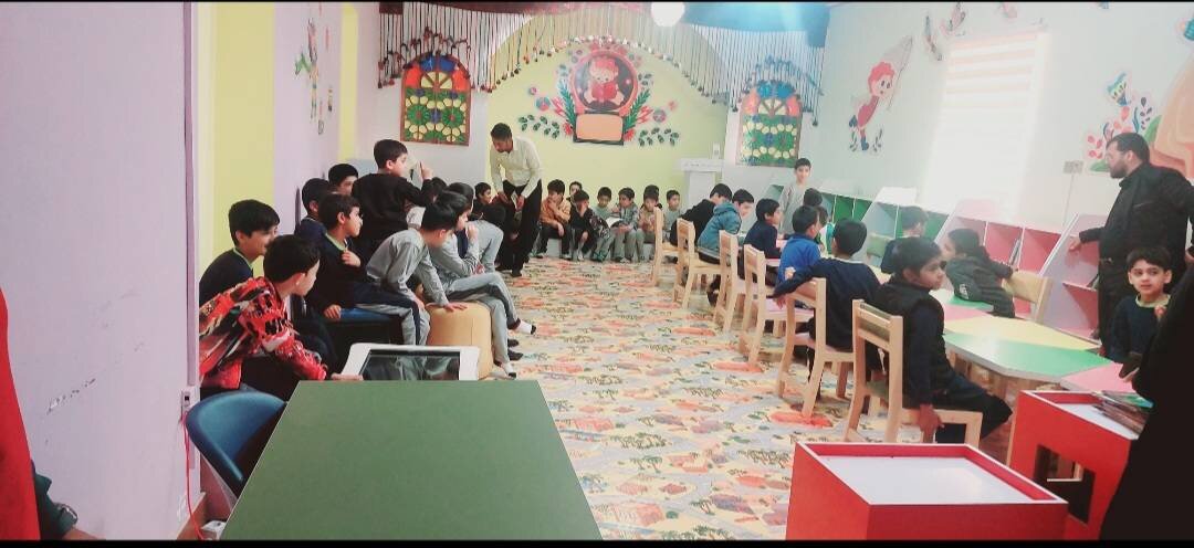 کتابخانه در روزهای جنگ، پایگاه امن فرهنگی برای تبیین مسائل جامعه