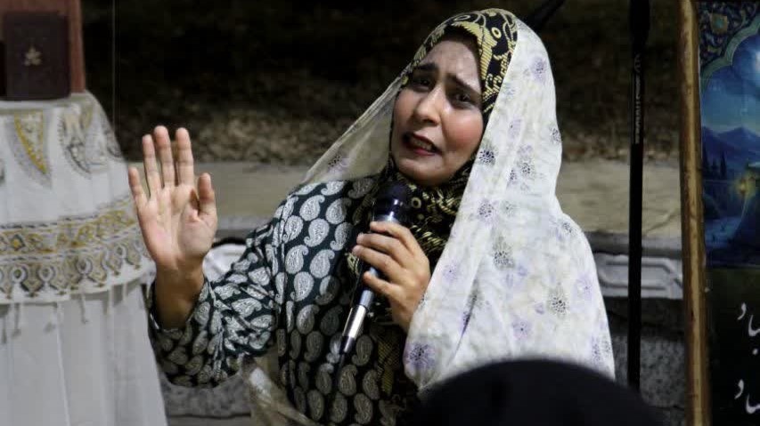 شعرخوانی شاعران آیینی در اجتماع مردمی اهواز