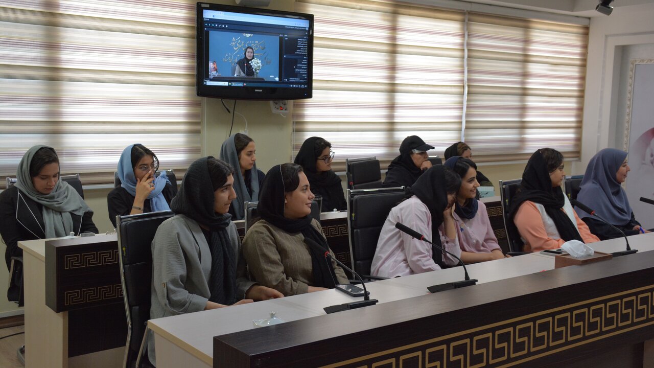 برگزاری کارگاه روان‌شناسی «۱، ۲، ۳، تمرکز» در کتابخانه عمومی امیرکبیر کرمانشاه