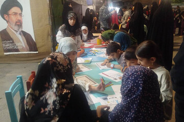 تداوم حضور غرفه کتابخانه‌ ایران در یکصدمین شب تجمعات ضدصهیونیستی