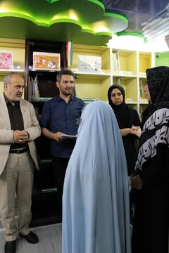 کتابخانه سیار قزوین