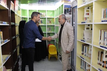 کتابخانه سیار قزوین