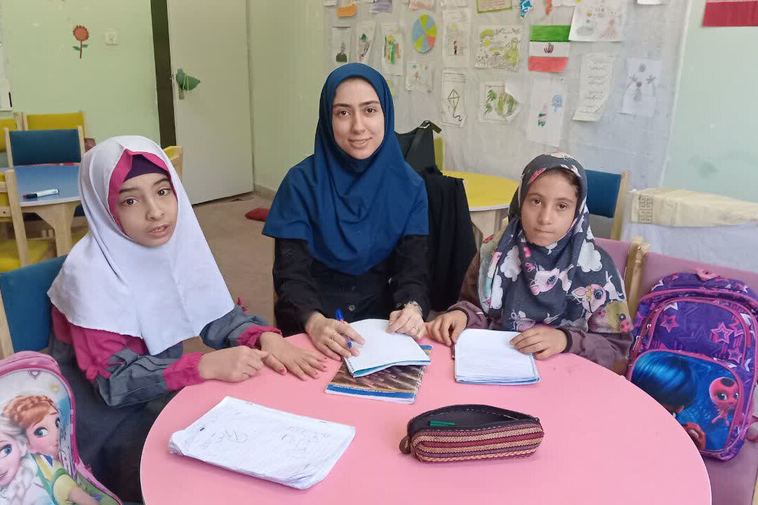 کتابخانه ادیب‌الممالک جاورسیان؛ خانه امن دانش‌آموزان در روزهای درس و امتحان