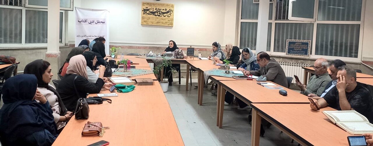 بدرقه بهار در کتابخانه های استان با برگزاری برنامه های کتاب محور