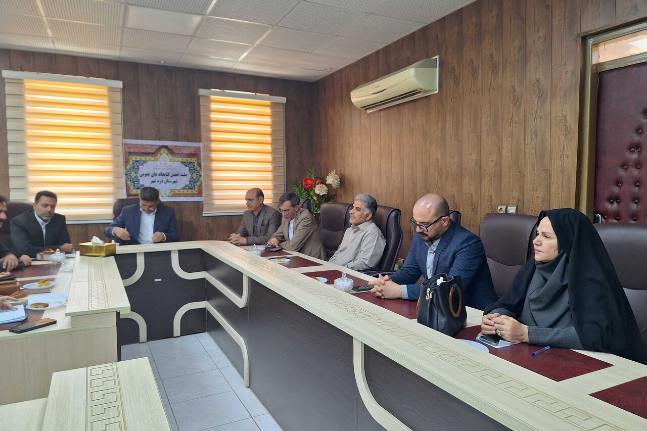 تداوم خدمت‌رسانی ۵۰ درصدی کتابخانه‌های ایلام در جنگ رمضان قابل تقدیر بود