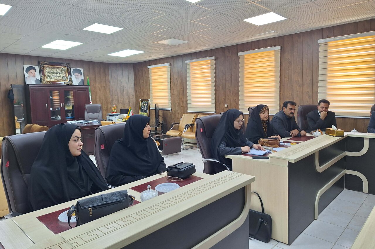 تداوم خدمترسانی ۵۰ درصدی کتابخانههای ایلام در جنگ رمضان قابل تقدیر بود