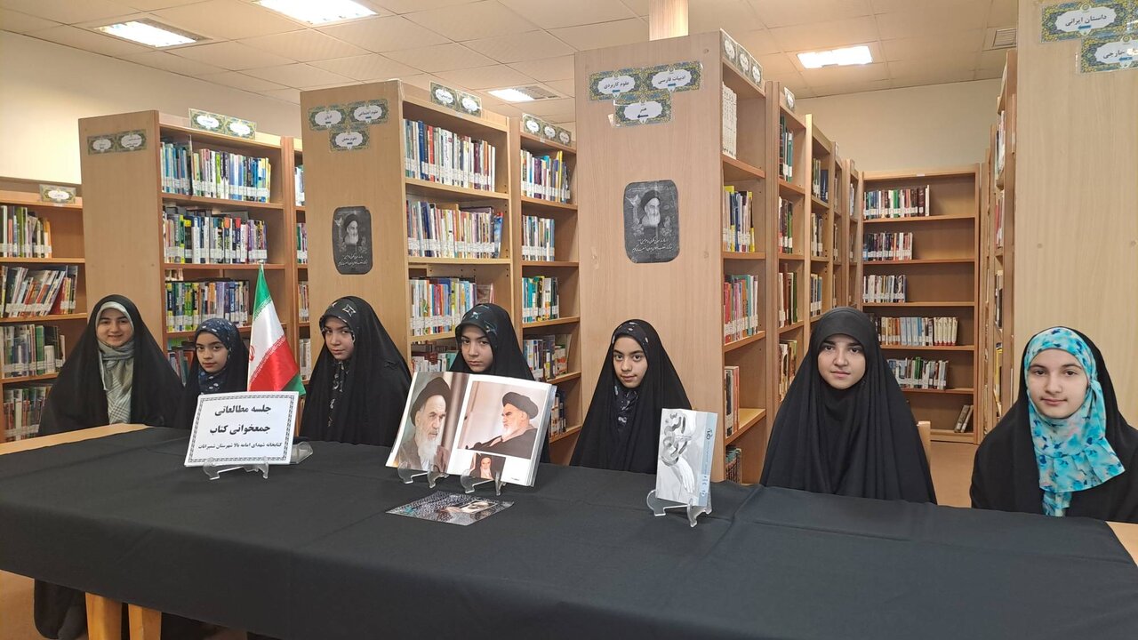 محافل ادبی در کتابخانه ها با حضور شاعران و ادیبان برگزار شد