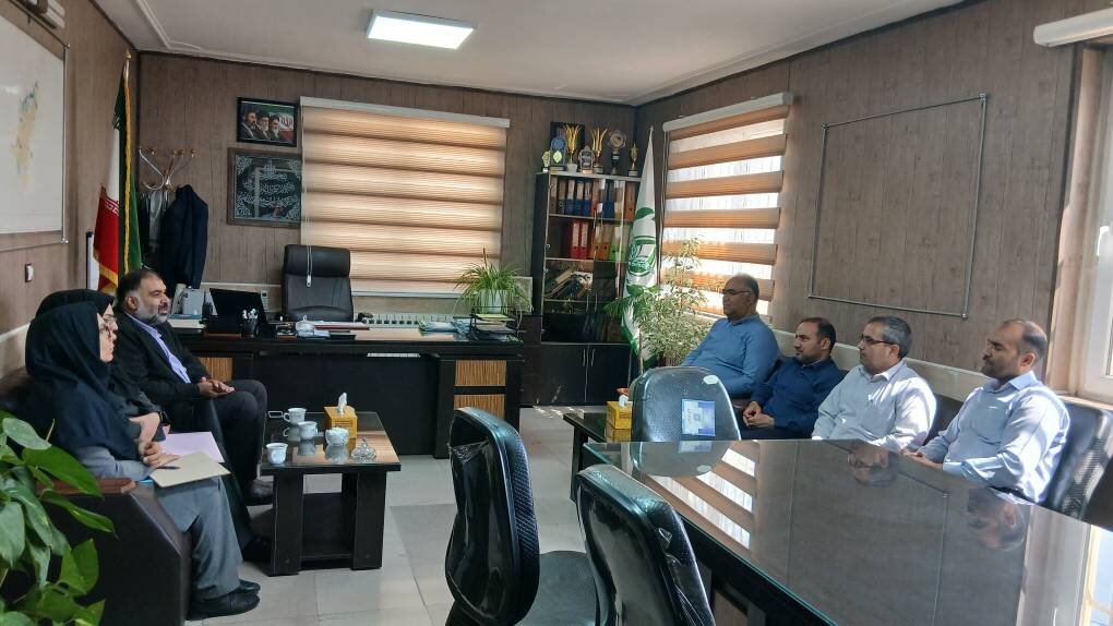 دیدار مدیرکل کتابخانه‌های‌عمومی استان البرز با شهردار و اعضای شورای شهر تنکمان