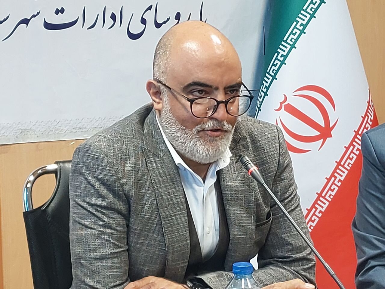 چهارمین جلسه شورای اداری اداره کل کتابخانه های عمومی استان برگزار شد