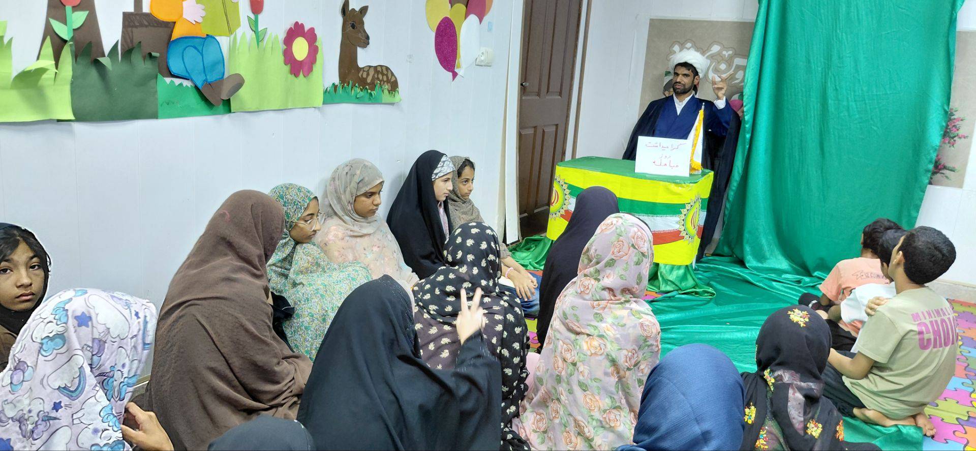 طنین حقانیت اسلام در کتابخانه‌های عمومی هرمزگان؛ از محافل بصیرتی تا مصورسازی واقعه مباهله