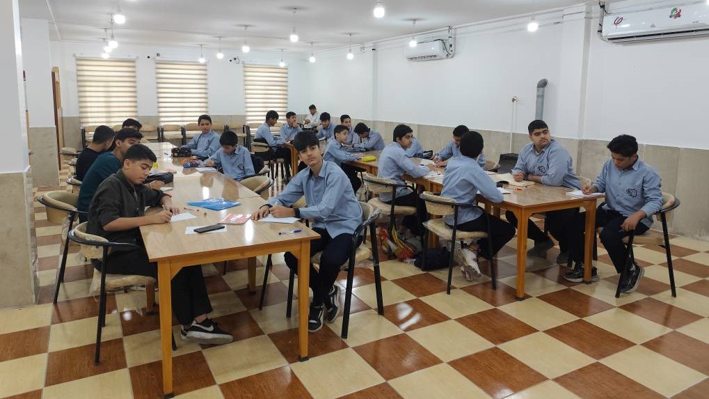 کتابخانه شهدای چمران، مأمن تحصیلی دانشآموزان شد/ اجرای طرح ابتکاری «قرار درسی» در بندرماهشهر