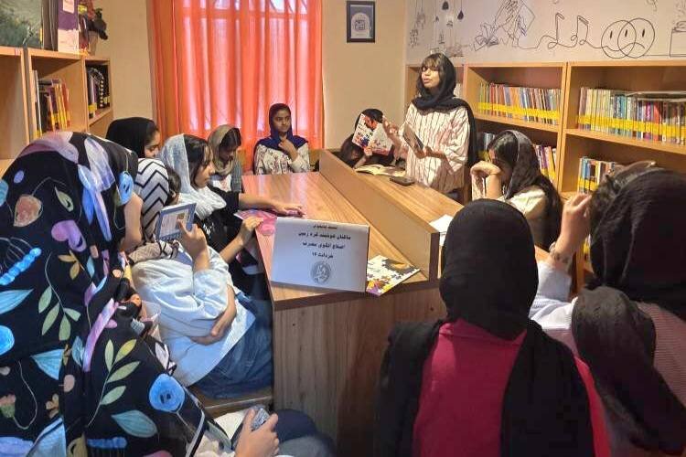 کارگاه هماندیشی «نسل جوان برای زمین سبز» در کتابخانه حافظ گرگان برگزار شد