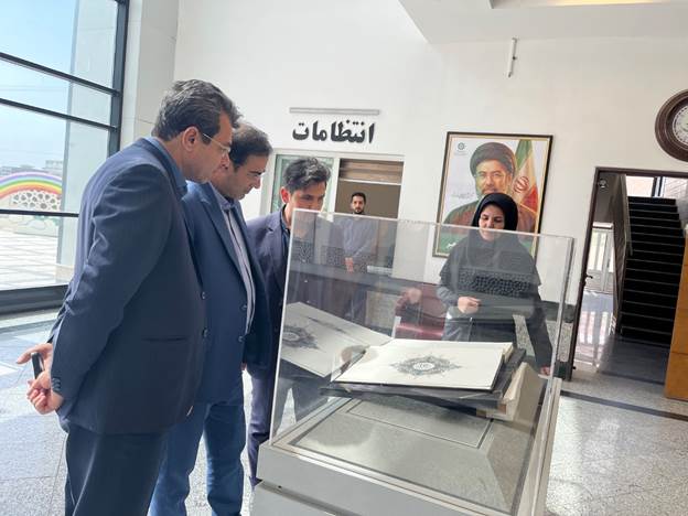 بازدید معاون سیاسی اجتماعی فرمانداری از کتابخانه مرکزی امام خمینی(قدس‌سره) مشهد