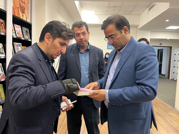 بازدید معاون سیاسی اجتماعی فرمانداری از کتابخانه مرکزی امام خمینی(قدسسره) مشهد