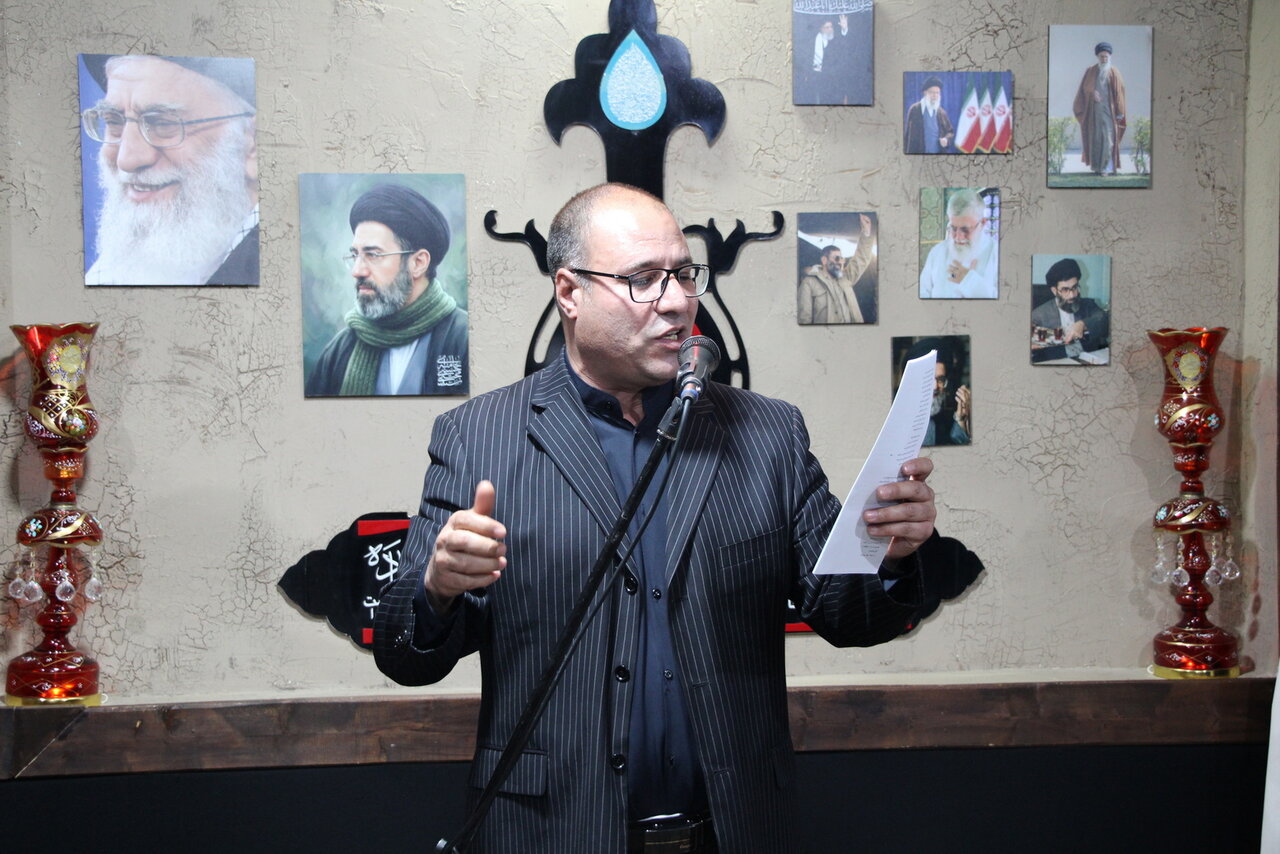 محفل شعر آیینی «جوشن عشق» در شهر اراک برگزار شد