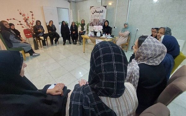 گزارش مشروح از عصرِ صمیمی «هم‌سخن» در چالشتر