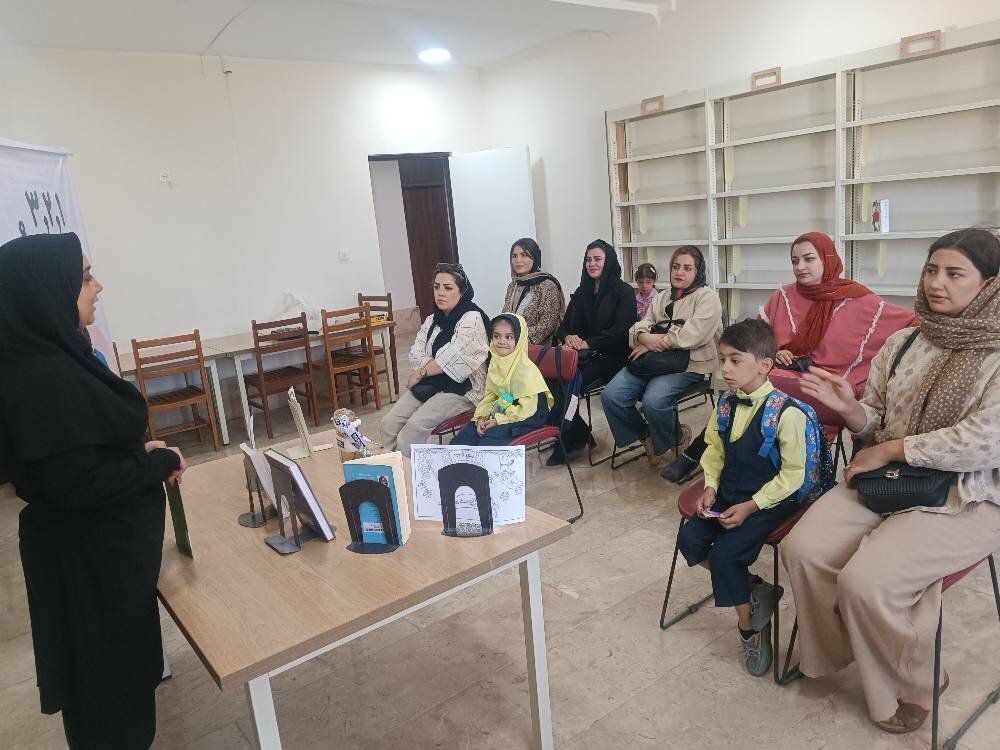 تلفیق فرهنگ، هنر و آموزش در کتابخانه‌های عمومی استان تهران
