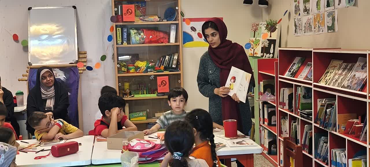 اعضای کودک کتابخانه های استان تهران «رعایت الگوی مصرف» را به خانهها بردند