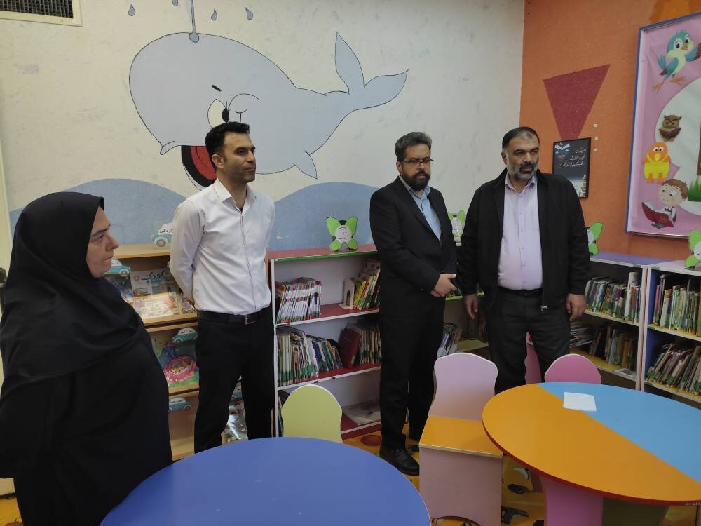 مدیرکل کتابخانه‌های‌عمومی استان البرز از کتابخانه‌های‌عمومی شهرستان فردیس بازدید کرد