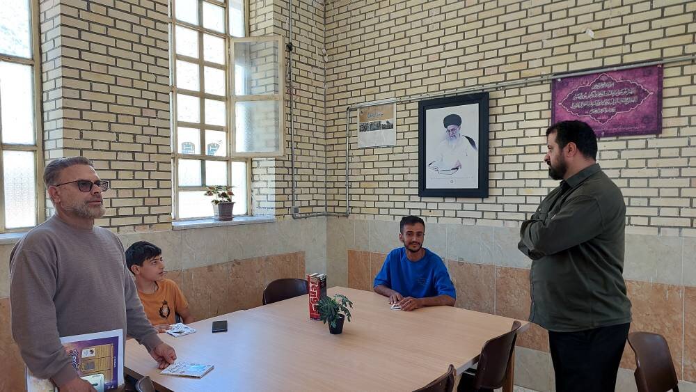 مدیرکل کتابخانههای عمومی استان کهگیلویه و بویراحمد از کتابخانههایعمومی شهرستان دنا بازدید کرد