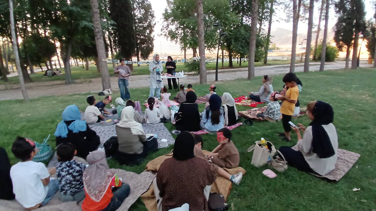دوستان کوچک محیط زیست؛ کودکان سروستانی، سفیران حفاظت از تالاب مهارلو شدند