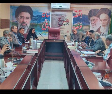 برگزاری محفل ادبی «آیین سرخ کلمات» در هامون