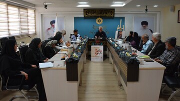 باید پیام واقعه عاشورا به نسل جوان برسد
