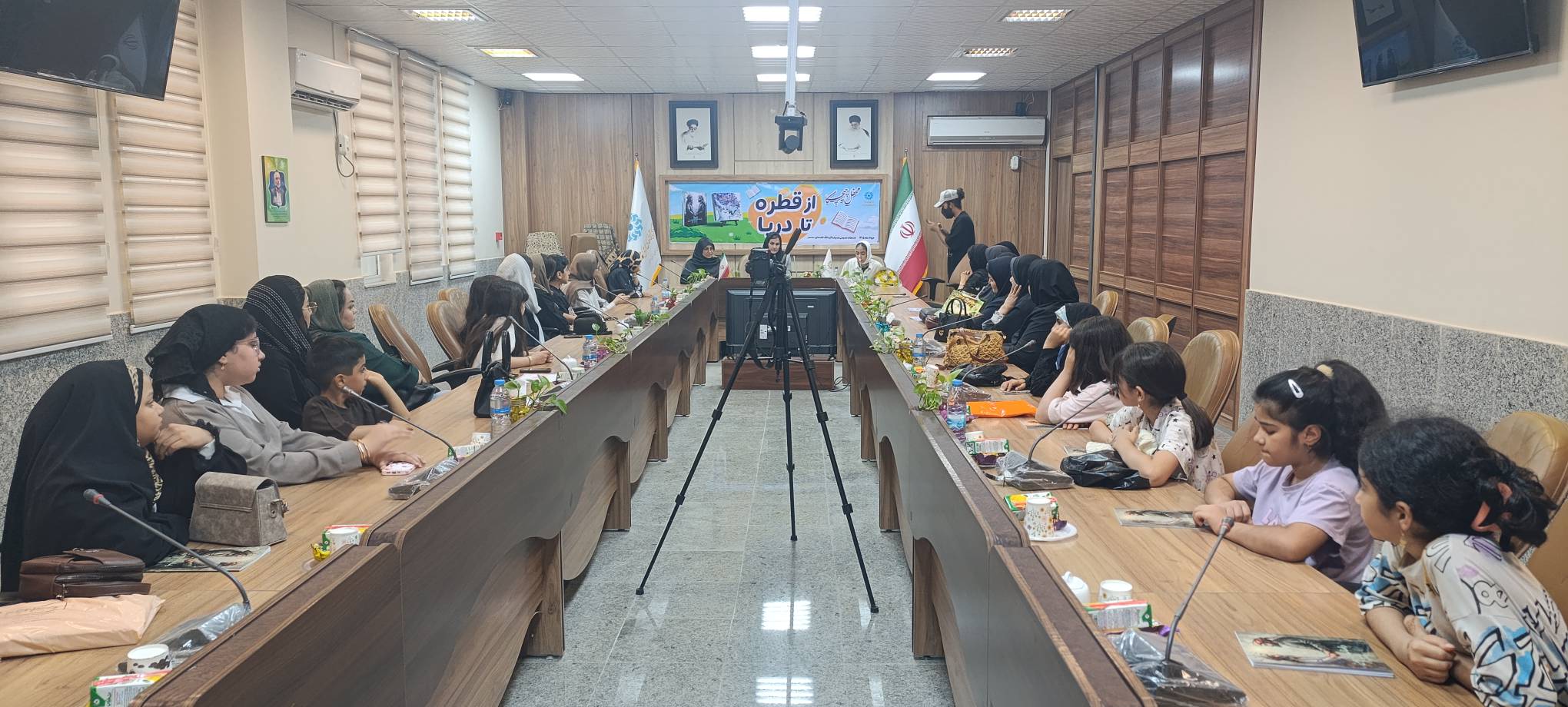 آئین رونمایی از دو اثر ادبی در محفل داستان کودک و نوجوان «چیچکا» برگزار شد