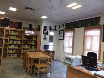 سیاه‌پوشی اداره‌کل و کتابخانه‌های عمومی استان تهران به مناسبت فرارسیدن ماه محرم