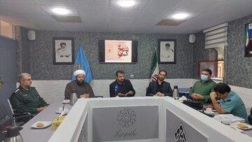 محفل ادبی «آیین سرخ کلمات» در سالن جلسات اداره کل کتابخانه‌های کهگیلویه و بویراحمد برگزار شد