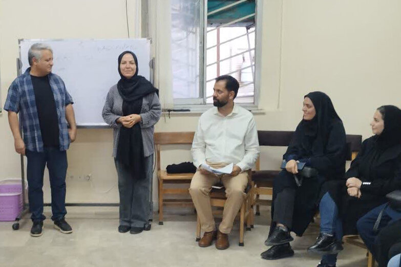 نقشآفرینی کتابخانه دکتر حصیبی اراک در توانمندسازی روانی ناشنوایان